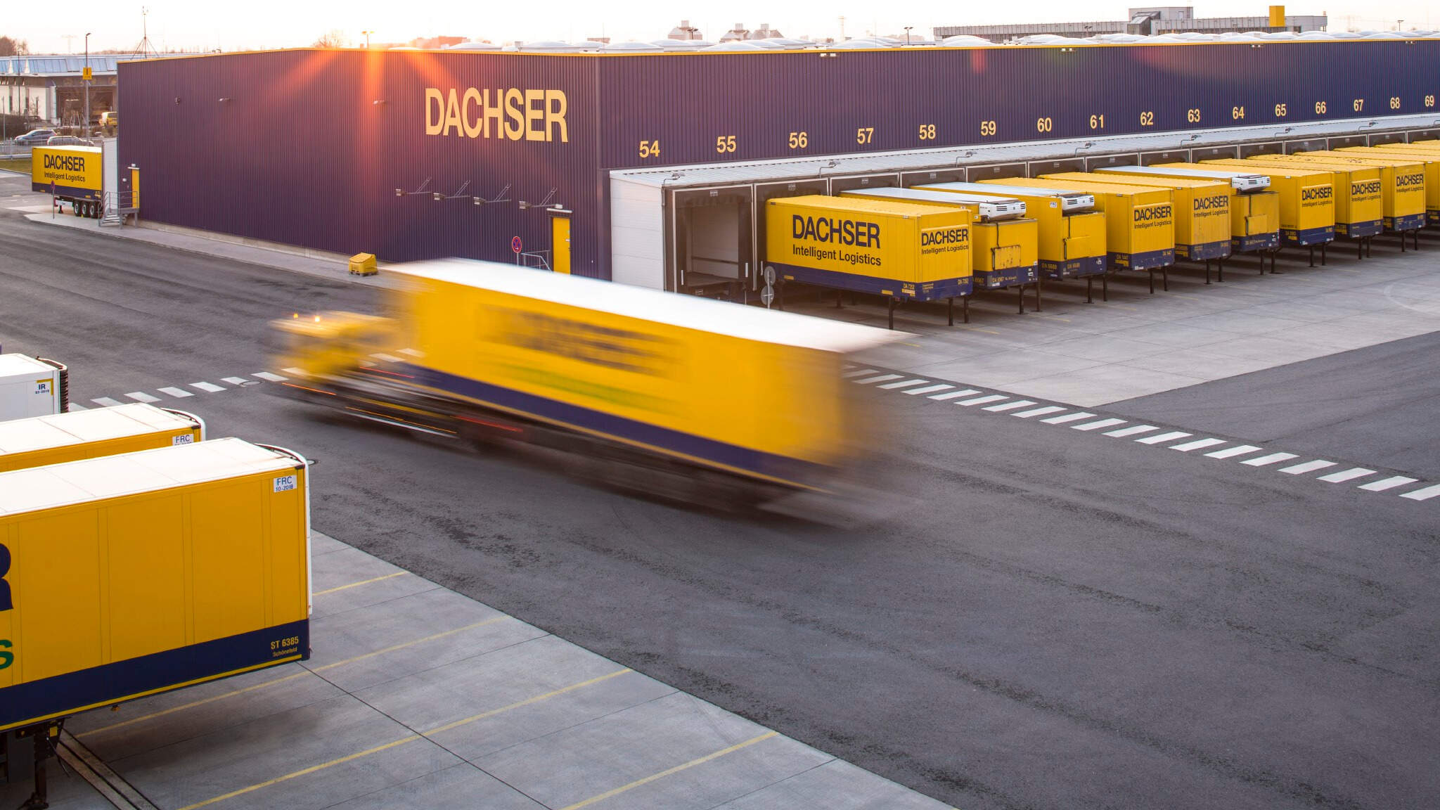 A logisztikai szolgáltatásokat igénybe vevő ügyfeleknek az ajánlatkéréskor érdemes összehasonlítani a tranzitidőt